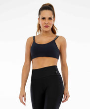 Carica l'immagine nel visualizzatore di Gallery, Model Front: Alto Giro Fitness Haut Top Bodytex Alcas Personalizadas Preto
