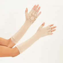 Laden Sie das Bild in den Galerie-Viewer, Image 05: Uv Line Gants Long Gloves Uni Chocolate Upf50+
