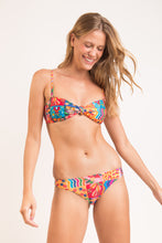 Laden Sie das Bild in den Galerie-Viewer, Image 03: Rio De Sol Ensemble Set Love-Trip Bandeau-Joy Essential-Comfy
