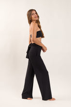 Carica l'immagine nel visualizzatore di Gallery, Image 03: Rio De Sol Pantalon De Plage Black Pants Knot
