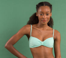 Laden Sie das Bild in den Galerie-Viewer, Image 11: Rio De Sol Haut Top Malibu-Menta Bandeau-Duo
