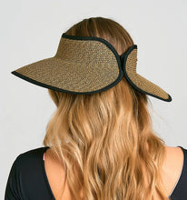 Carica l'immagine nel visualizzatore di Gallery, Model Back: Uv Line Visière Visor Siena Imp Fem Blend Upf50+
