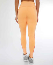 Carica l&#39;immagine nel visualizzatore di Gallery, Leggings Blackout II C/ Recorte Verticale Laranja Gym
