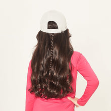 Laden Sie das Bild in den Galerie-Viewer, Model Back: Uv Line Casquette Cap Teens Colors Inf Sand Upf50+
