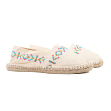 Carica l'immagine nel visualizzatore di Gallery, Product Front: Cala 1789 Espadrille Classique 2 - Azteque Ecru
