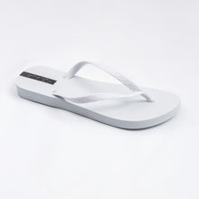 Laden Sie das Bild in den Galerie-Viewer, Product Back: Rio De Sol Tongs White Slim
