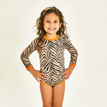 Laden Sie das Bild in den Galerie-Viewer, Model Front: Uv Line Maillot De Bain Bébé Swimsuit Baby Zebra Upf50+
