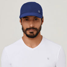 Charger l'image dans la galerie, Model Front: Uv Line Casquette Cap Uv Pro Masc Navy Blue Upf50+
