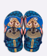 Laden Sie das Bild in den Galerie-Viewer, Model Front: Ipanema Sandales Ipanema Patrulha Canina Azul Azul Bege
