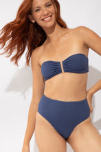 Laden Sie das Bild in den Galerie-Viewer, Image 06: Rio De Sol Bas Bottom Carmel-Blue Hotpants
