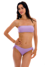 Laden Sie das Bild in den Galerie-Viewer, Model Front: Rio De Sol Bas Bottom Uv-Harmonia Madrid
