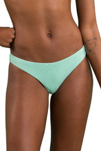 Laden Sie das Bild in den Galerie-Viewer, Gallery: Rio De Sol Bas Bottom Malibu-Menta Essential-Comfy
