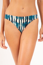 Laden Sie das Bild in den Galerie-Viewer, Gallery: Rio De Sol Bas Bottom Azule Nice-Fio
