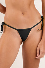 Laden Sie das Bild in den Galerie-Viewer, Gallery: Rio De Sol Bas Bottom Preto Super-Fio
