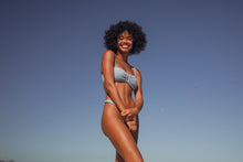 Carica l'immagine nel visualizzatore di Gallery, Image 14: Rio De Sol Bas Bottom Drift-Cianita Eden
