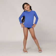 Carica l'immagine nel visualizzatore di Gallery, Model Front: Uv Line T-Shirt Longsleeve Uvpro Kids Bic Blue Upf50+
