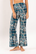 Laden Sie das Bild in den Galerie-Viewer, Gallery: Rio De Sol Pantalon De Plage Azule Murana Pants
