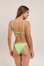 Carica l'immagine nel visualizzatore di Gallery, Model Back: Rio De Sol Ensemble Set Sand-Menta Lia Lacinho
