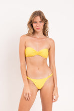 Carica l'immagine nel visualizzatore di Gallery, Image 09: Rio De Sol Ensemble Set Amarelo Bandeau-Crispy Cheeky-Crispy
