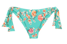 Laden Sie das Bild in den Galerie-Viewer, Product Front: Rio De Sol Bas Bottom Botanic Italy
