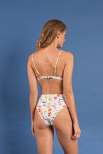 Laden Sie das Bild in den Galerie-Viewer, Countryside Kyra Hotpants-Set
