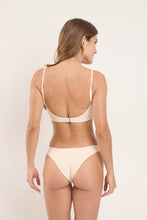 Carica l'immagine nel visualizzatore di Gallery, Model Back: Rio De Sol Ensemble Set Touch-Natural Paola Essential
