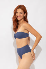 Laden Sie das Bild in den Galerie-Viewer, Image 03: Rio De Sol Bas Bottom Carmel-Blue Hotpants
