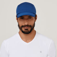Carica l'immagine nel visualizzatore di Gallery, Model Front: Uv Line Casquette Cap Athletic Dry 2021 Masc Nav Yblue Upf50+
