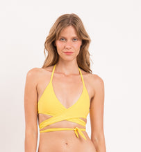 Laden Sie das Bild in den Galerie-Viewer, Gallery: Rio De Sol Haut Top Amarelo Kate
