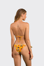 Carica l'immagine nel visualizzatore di Gallery, Model Back: Rio De Sol Haut Top Stories Tri-Inv
