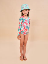 Carica l'immagine nel visualizzatore di Gallery, Model Front: Uv Line Bob Napoli Baby Borboletinha Upf50+
