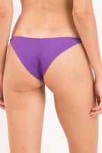 Carica l'immagine nel visualizzatore di Gallery, Image 07: Rio De Sol Bas Bottom Amuleto Cheeky-Crispy
