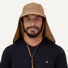 Charger l'image dans la galerie, Model Front: Uv Line Chapeau Legionnaire Cap Leg Atacama 2021 Masc Kaki Upf50+
