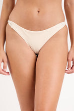 Laden Sie das Bild in den Galerie-Viewer, Bottom Malibu-Natural Essential-Iris
