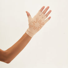 Carica l'immagine nel visualizzatore di Gallery, Image 02: Uv Line Gants Short Gloves Uni Chocolate Upf50+
