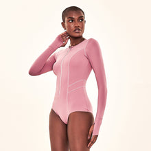 Carica l'immagine nel visualizzatore di Gallery, Image 02: Uv Line Une Pièce Swimsuit Macae Malva Upf50+
