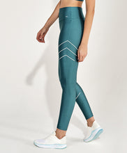 Charger l&#39;image dans la galerie, Image 02: Alto Giro Fitness Bas Legging Atlanta Fitas Refletivas Verde Strong
