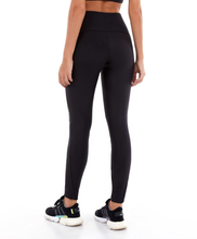 Charger l&#39;image dans la galerie, Model Back: Alto Giro Fitness Bas Legging Velocity Com Fusao Preto
