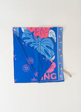 Carica l&#39;immagine nel visualizzatore di Gallery, Always Blooming Florelia Towel
