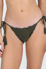 Carica l&#39;immagine nel visualizzatore di Gallery, Unterteil Croco Frufru-Comfy
