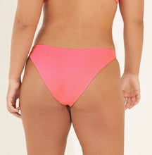 Laden Sie das Bild in den Galerie-Viewer, Bottom Lipstik Pink Victory Flirt
