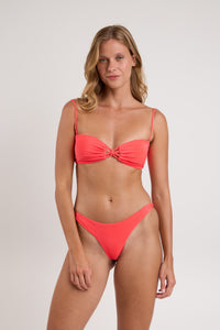 Bottom Malibu-Folia Essential-Iris