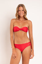 Laden Sie das Bild in den Galerie-Viewer, Bottom Microfibra-Chic-Red Madrid
