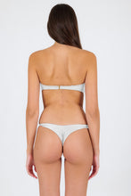 Laden Sie das Bild in den Galerie-Viewer, Unten Shimmer-White Nice-Fio
