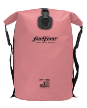 Carica l&#39;immagine nel visualizzatore di Gallery, Model Front: Feelfree Sac De Plage Dry Tank 15L Pink
