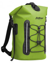 Charger l&#39;image dans la galerie, Model Back: Feelfree Sac De Plage Go Pack 20L Lime
