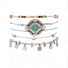 Laden Sie das Bild in den Galerie-Viewer, Product Front: Hipanema Bracelet Cuff Goldville Silver Hipanema
