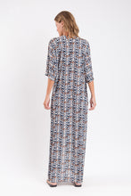 Laden Sie das Bild in den Galerie-Viewer, Ikat Long Dress
