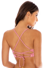 Laden Sie das Bild in den Galerie-Viewer, Model Back: Luli Fama Haut Top Peek A Boo Blush River Dance
