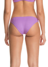 Laden Sie das Bild in den Galerie-Viewer, Image 02: Maaji Bas Bottom Lilac Blossom
